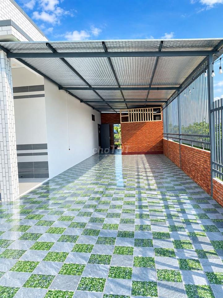 NHÀ VƯỜN MỚI XÂY 1000m² GIÁ CHỈ 2T3