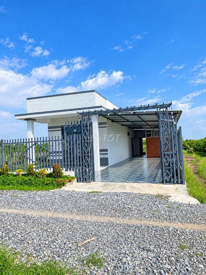 NHÀ VƯỜN MỚI XÂY 1000m² GIÁ CHỈ 2T3