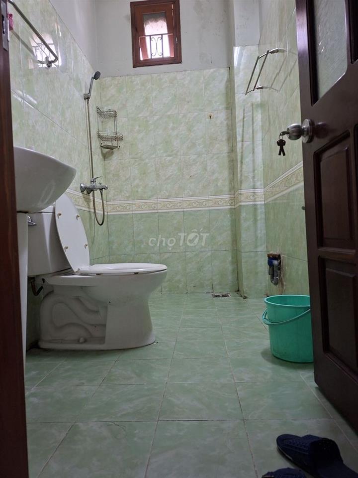 Phòng sinh viên_ Ngay mặt tiền Nơ Trang Long giá rẻ
