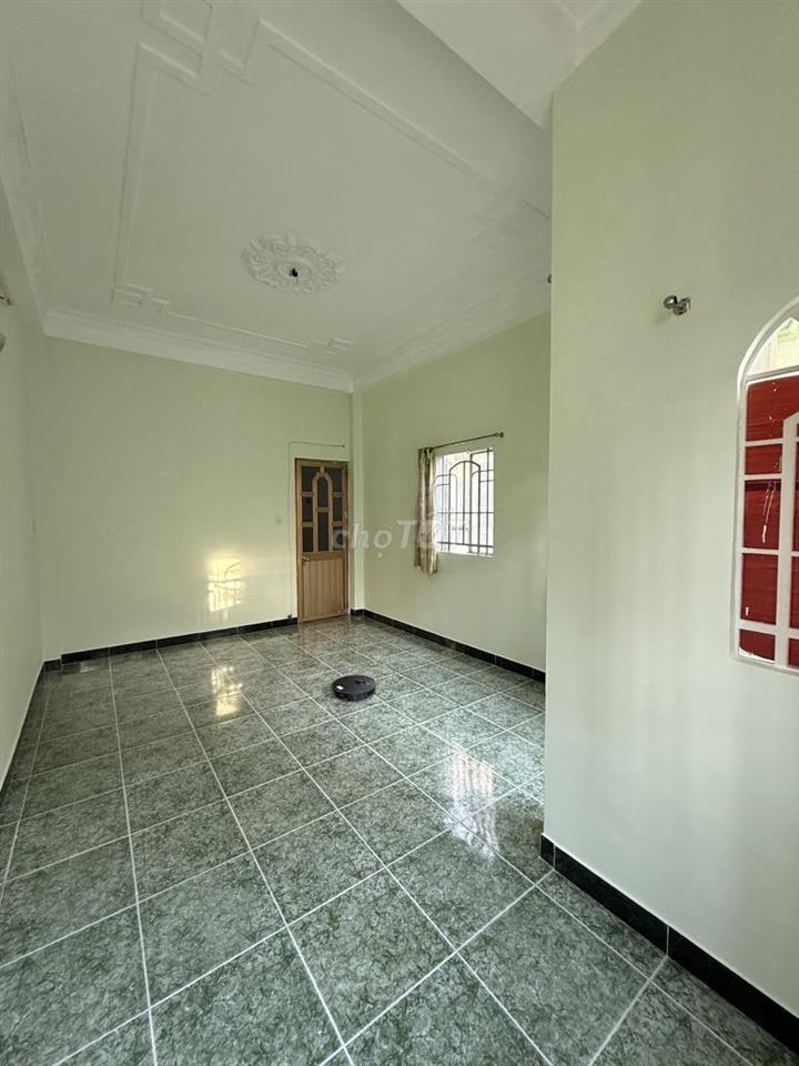 Cho nữ thuê phòng Gò Vấp 2,5 triệu, ban công, WC riêng