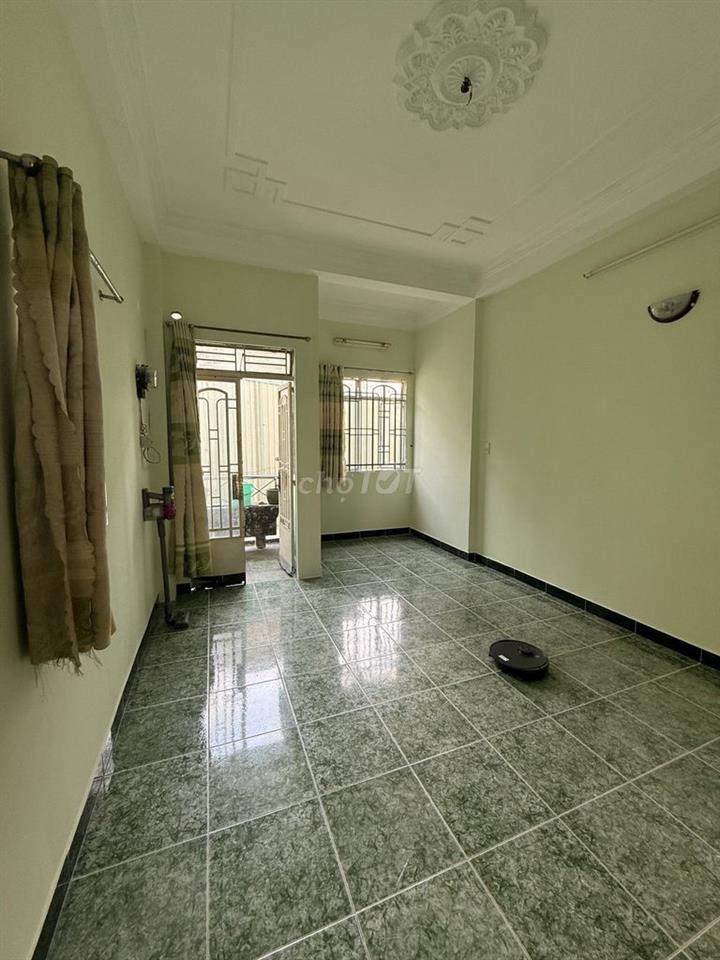 Cho nữ thuê phòng Gò Vấp 2,5 triệu, ban công, WC riêng