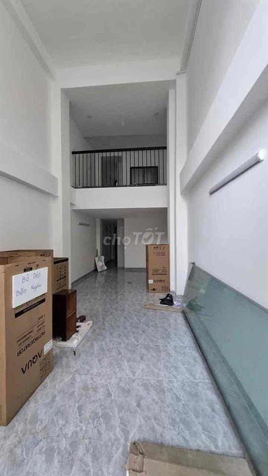 Nhà mới xây cần cho thuê mặt bằng