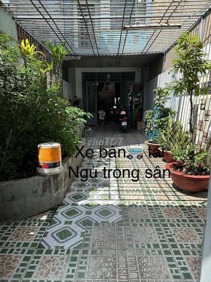 Bán nhà hẻm xe hơi