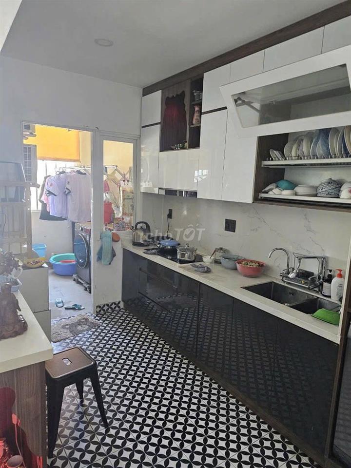 C/c Hud, 159 Điện Biên Phủ  căn 2p ngủ giá 12,5tr/tháng