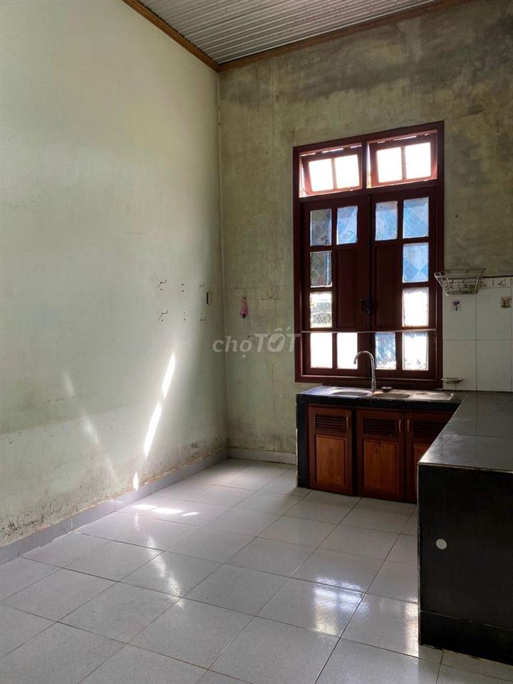 Cho thuê nhà mặt tiền trung tâm Phan Đình Phùng