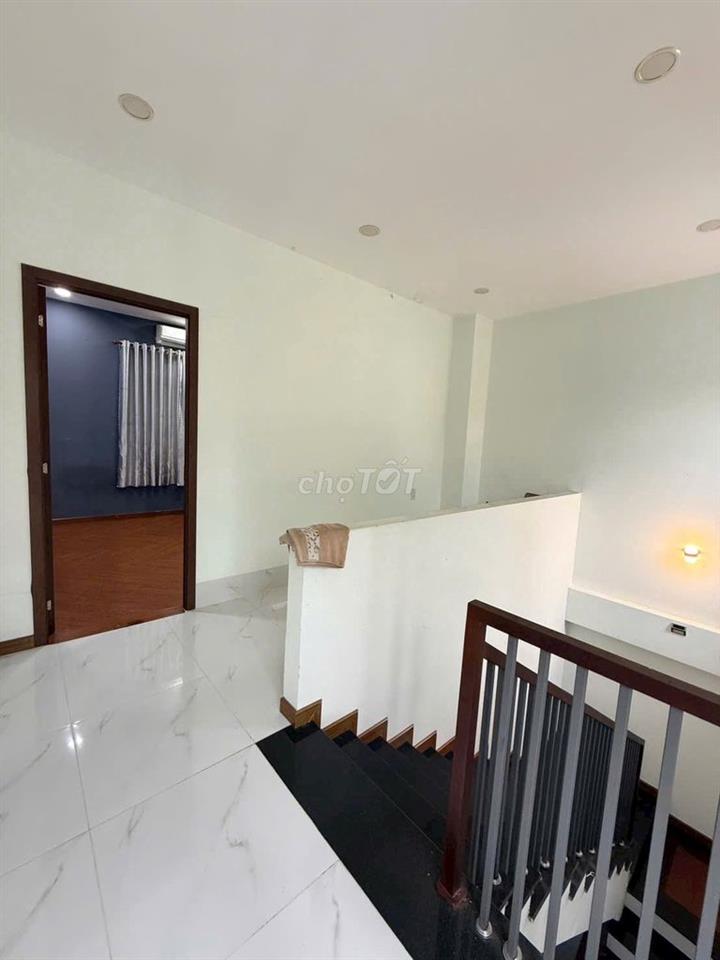 Bán nhà chính chủ