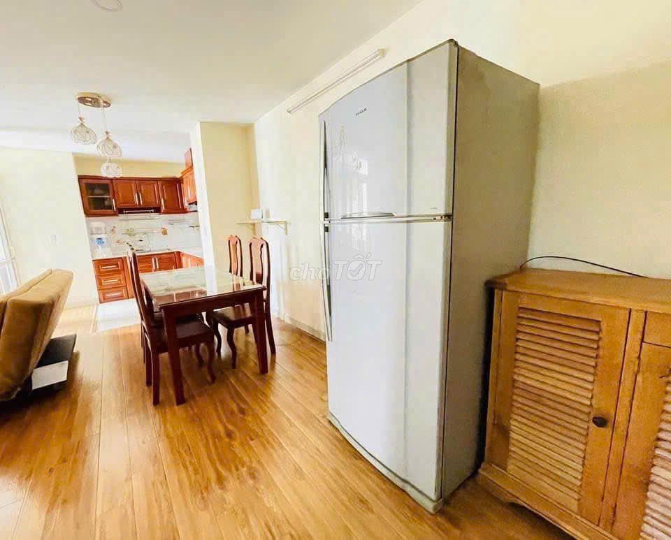 Chung Cư Ngô Tất Tố  căn 2p ngủ, nội thất giá 12tr/th