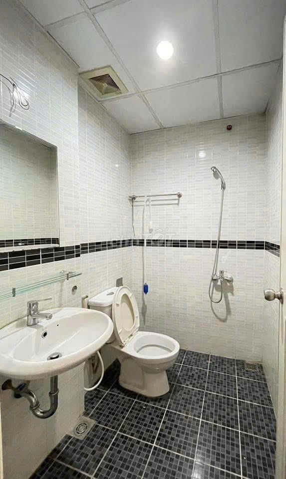 Chung Cư Ngô Tất Tố  căn 2p ngủ, nội thất giá 12tr/th