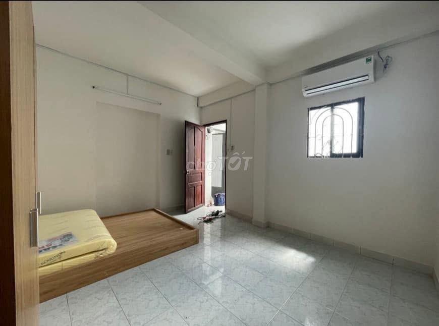 Cho thuê phòng 8/2 Nguyễn Huy Tưởng Bình Thạnh