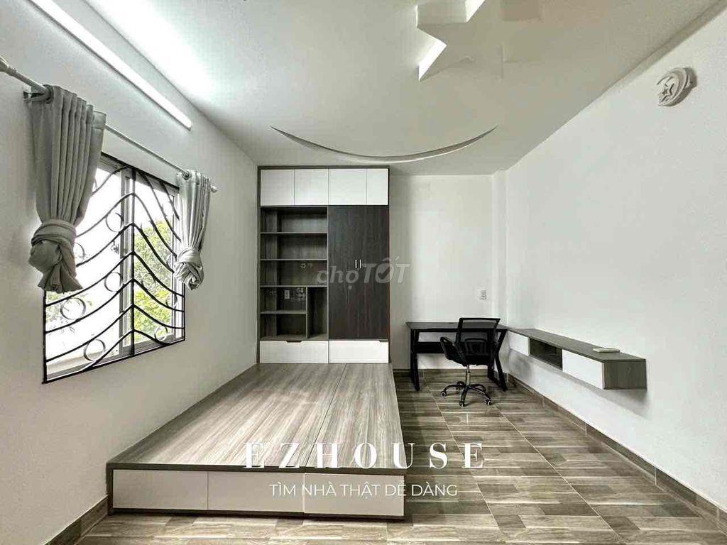 Studio cửa sổ trời