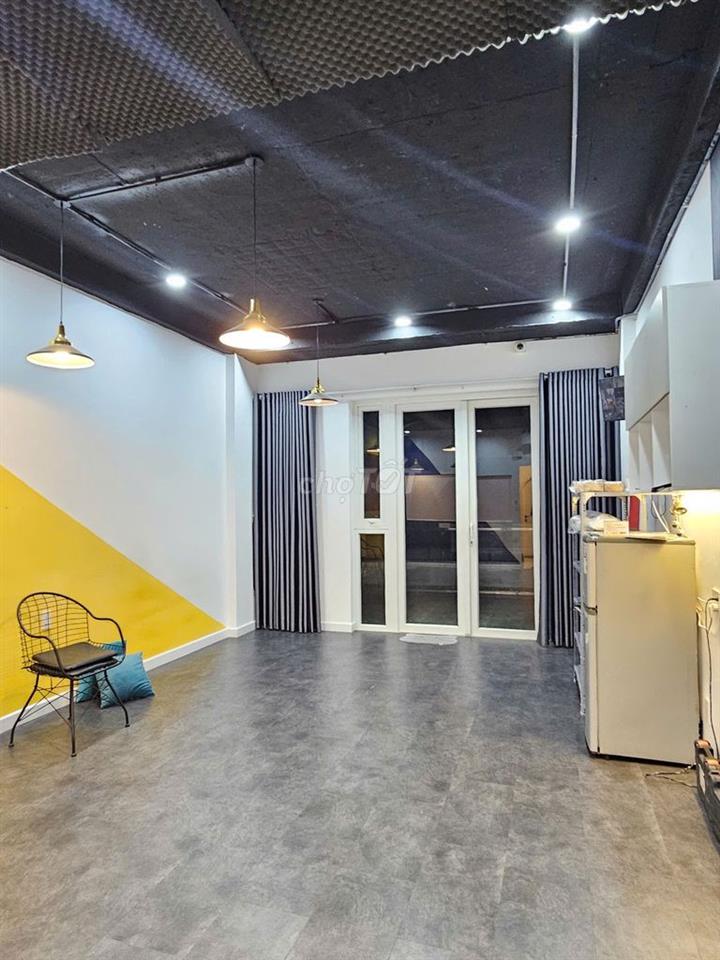 Cho thuê phòng có nội thất đầy đủ