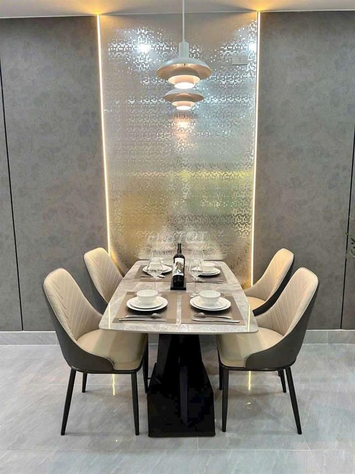 HỒNG BÀNG SÁT QUẬN 5 54M² HẺM XE HƠI 3 TẦNG 3PN 7.9 TỶ