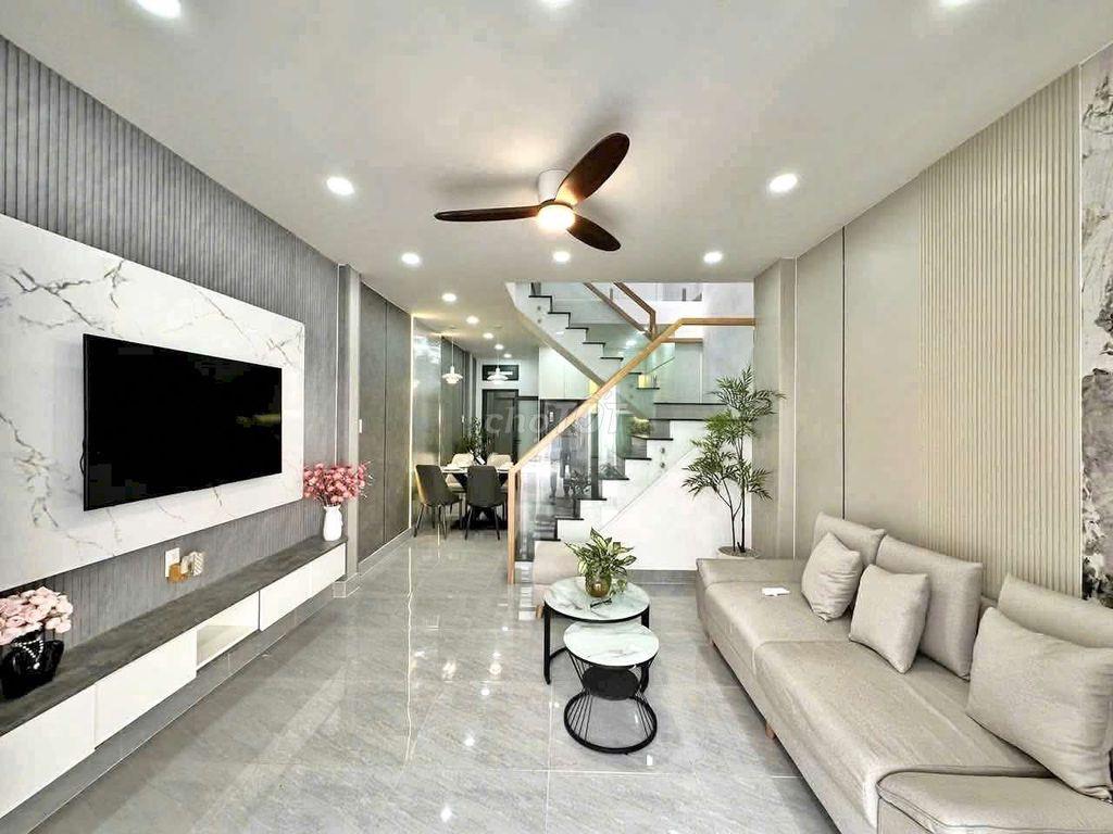 HỒNG BÀNG SÁT QUẬN 5 54M² HẺM XE HƠI 3 TẦNG 3PN 7.9 TỶ