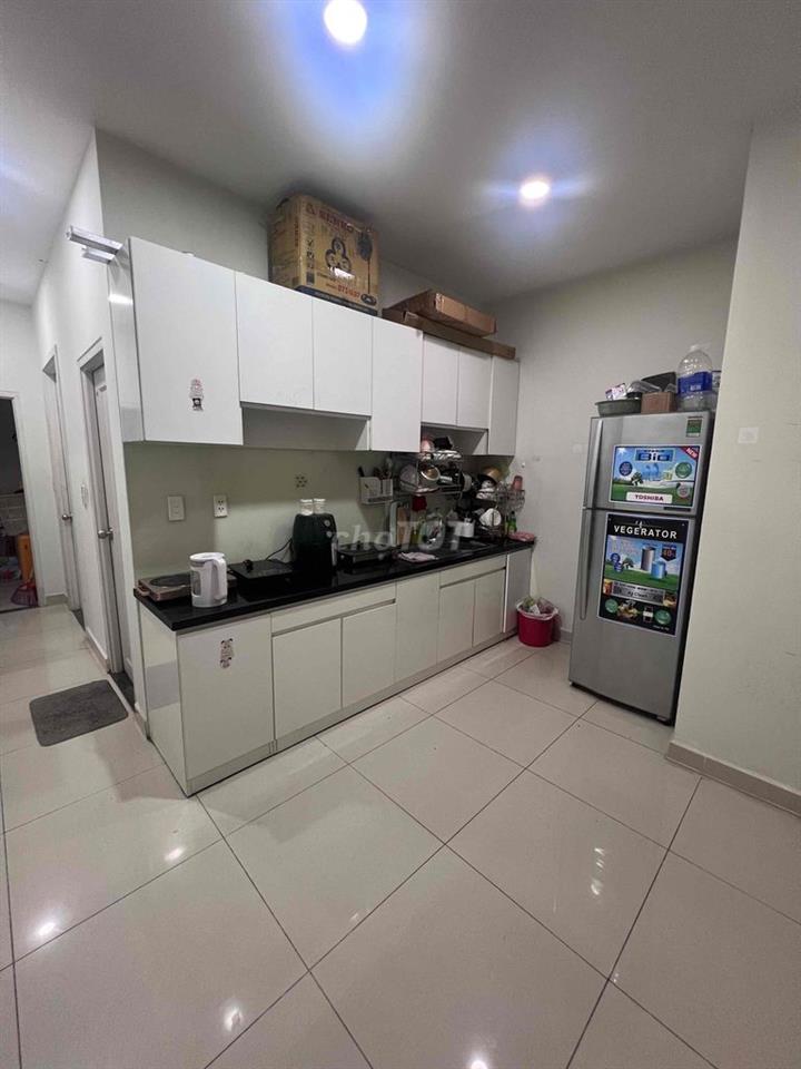 TÌM ROOMMATE/SLOT NỮ Ở GHÉP 1:1 (đã có 1 nữ) TOPAZ ELITE QUẬN 8