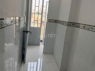Cho thuê nhà nguyên căn giá 4 triệu hẻm 205/ Tân Hòa Đông