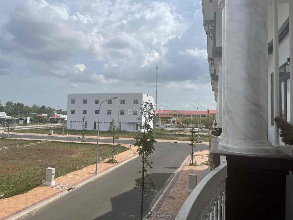 cần bán gấp nhà thương lượng