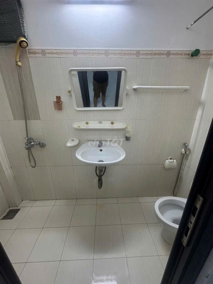 Cho thuê nhà nguyên căn gần chợ Gò Vấp, trường ĐH Công Nghiệp