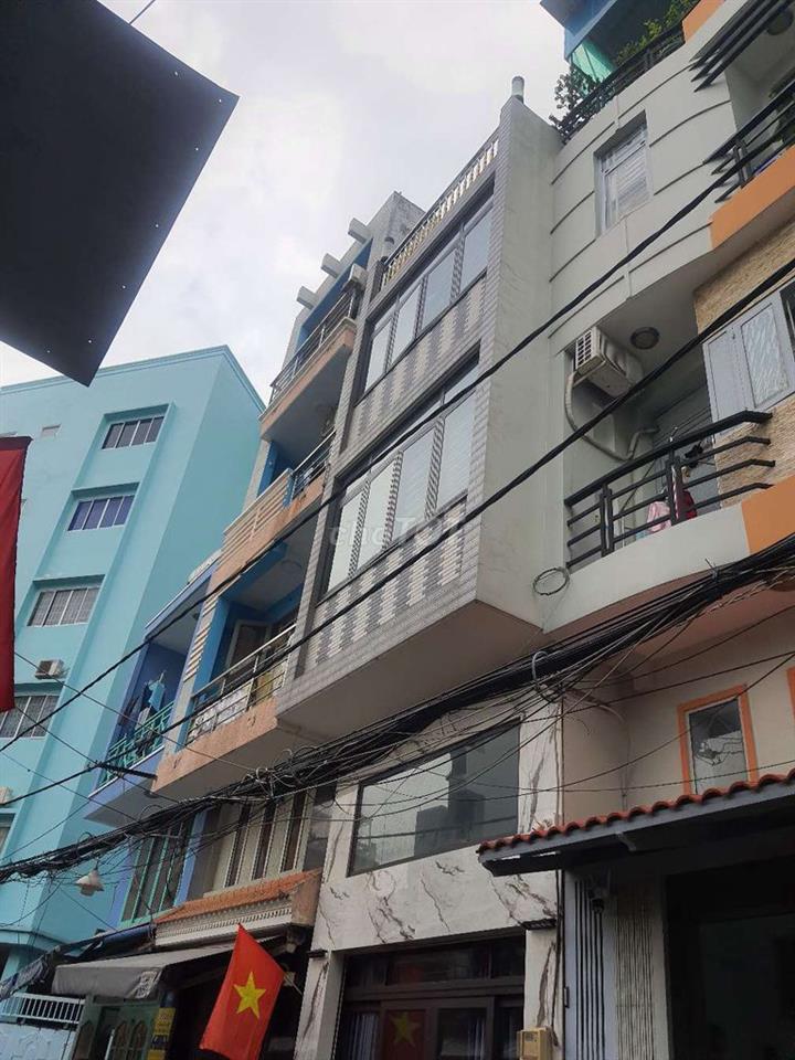 Bán nhà cmt8 quận 3 