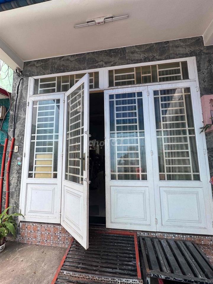 Nhà Phố yên tỉnh thoáng mát