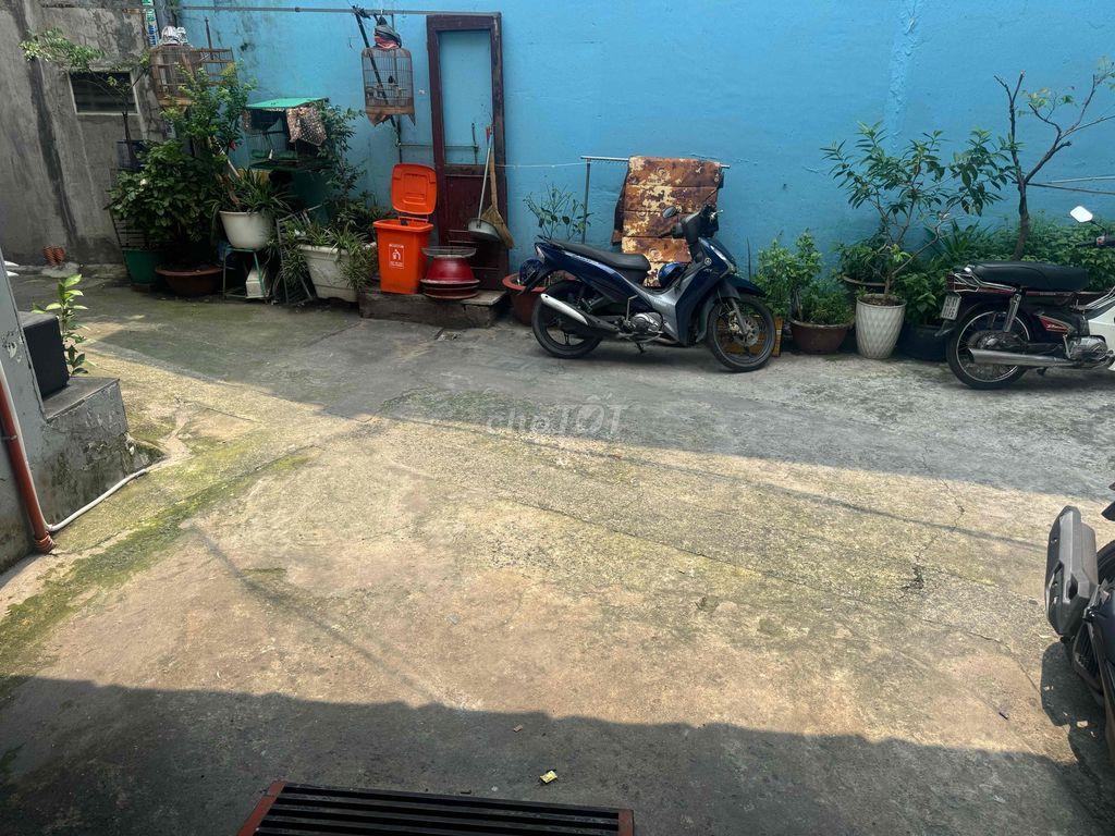 Nhà Phố yên tỉnh thoáng mát