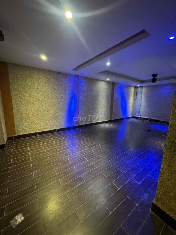 Chính Chủ Cho Thuê Biệt Thự 10m x 20m, 5 Tầng, An Phú, Giá 75tr