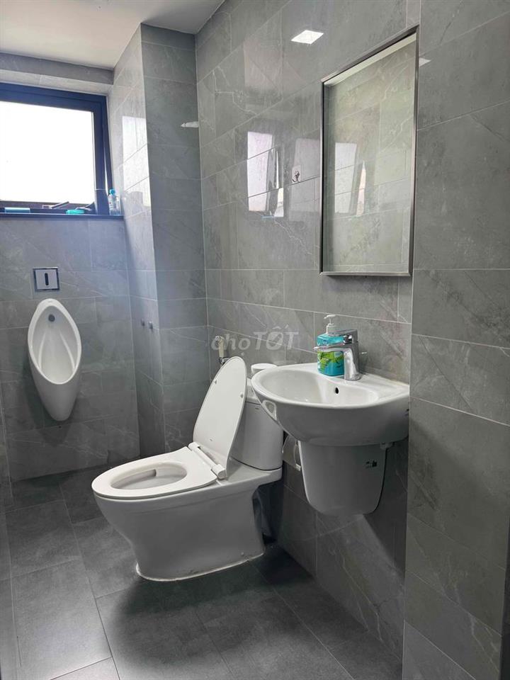 Chính Chủ Cho Thuê Nhà Mặt Tiền 5m x 17m, 5 Tầng, Thang Máy 55 Triệu