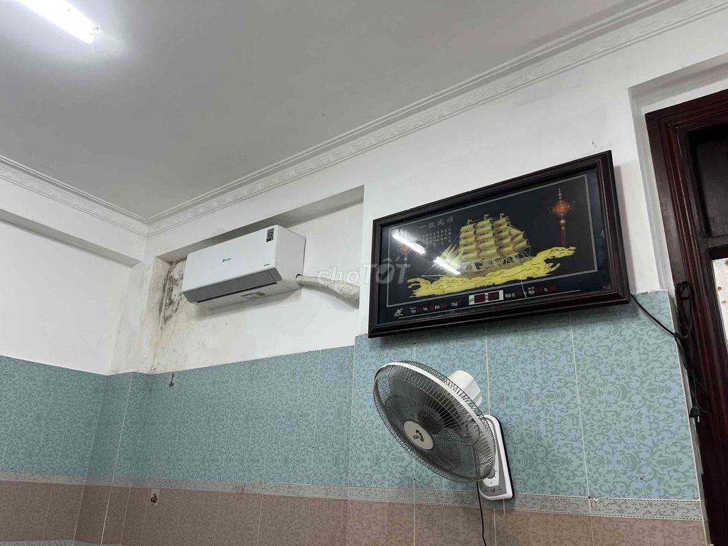 phòng trọ 4tr7 đặng thuỳ trâm, gần văn lang, ngay winmart