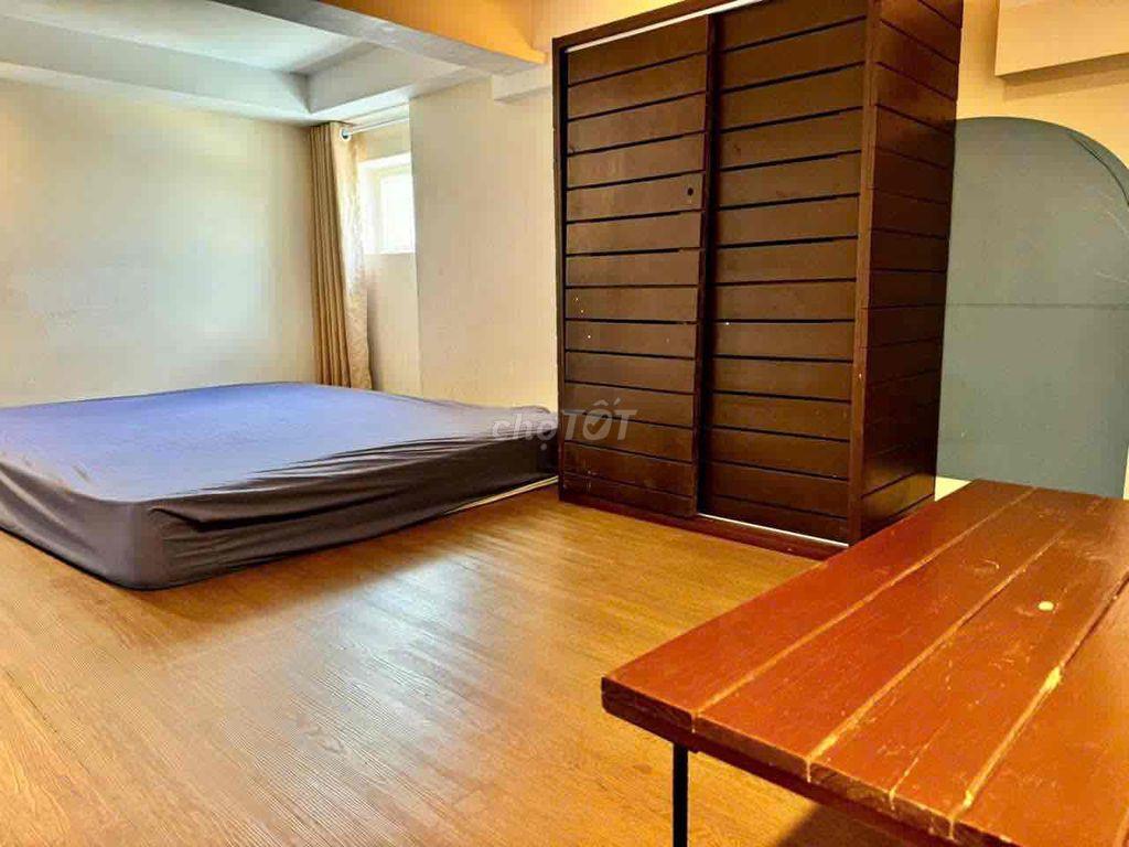PASS PHÒNG GẤP Ở Q7, gần siêu thị trường học đầy đủ tiện ích
