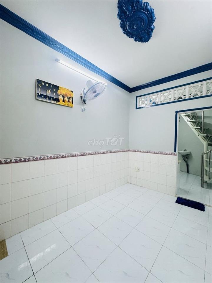 NHÀ GIÁ RẺ CẦU NGUYỄN TRI PHƯƠNG Q8