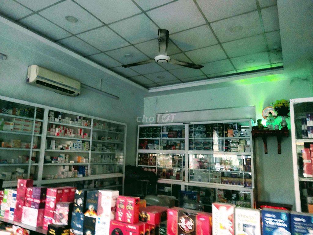 cần cho thuê nhà nguyên căn mặt tiền đường D1 diện tích 366m2