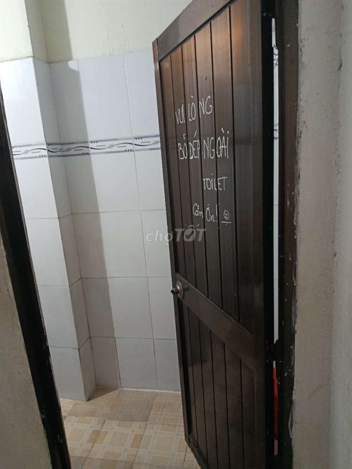 Phòng 12m2 kế Go Miền Đông