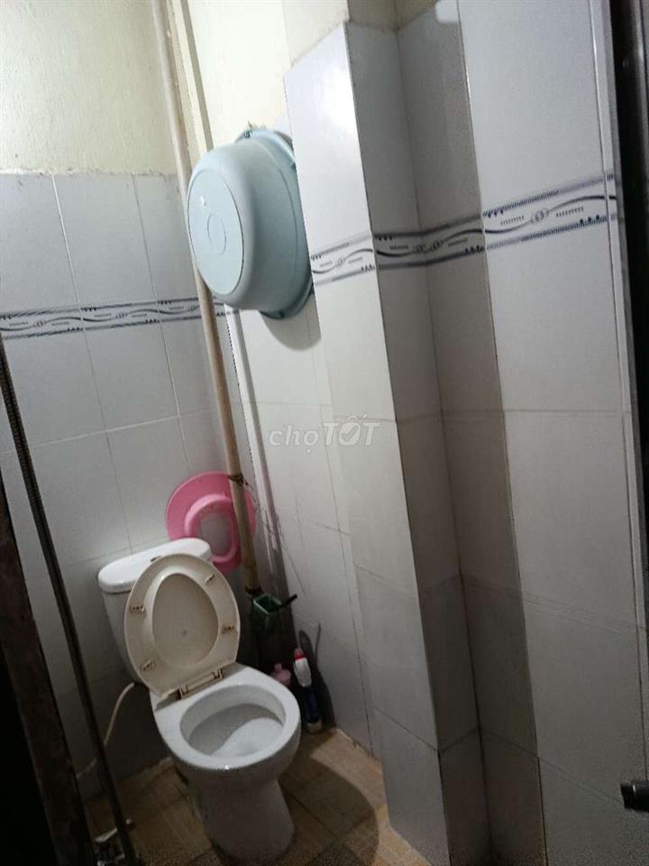 Phòng 12m2 kế Go Miền Đông