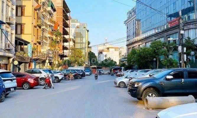CHÍNH CHỦ BÁN NHÀ ĐẤT PHÂN LÔ – GIANG VĂN MINH, BA ĐÌNH, HÀ NỘI