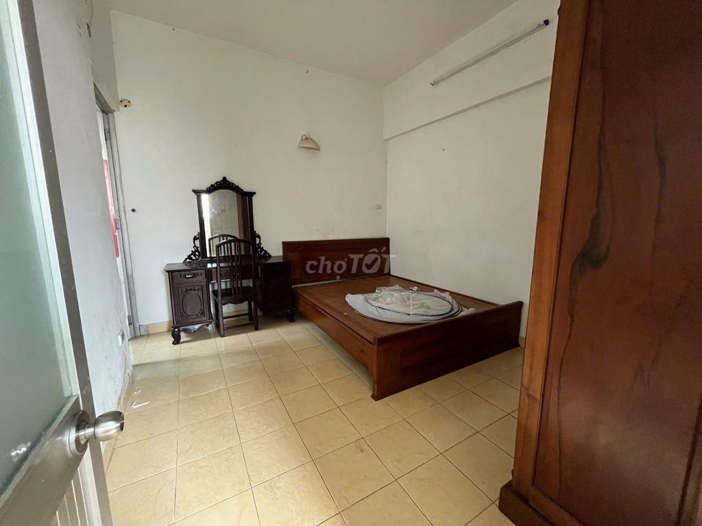 Chủ nhà cho thuê căn hộ chung cư 120m2 - 3PN