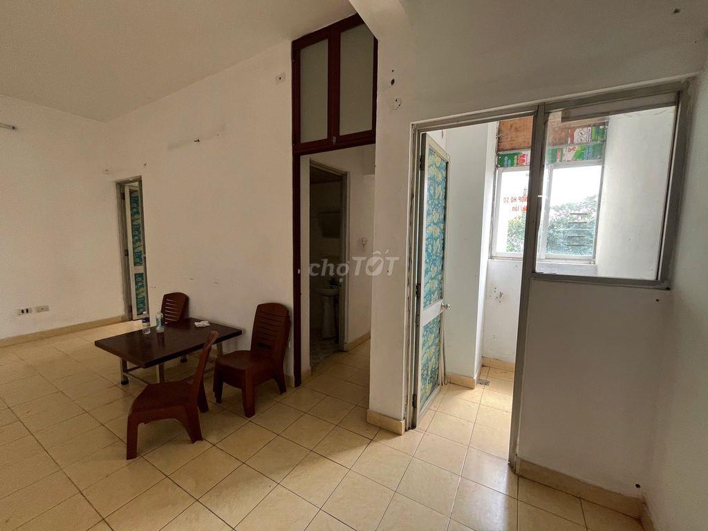 Chủ nhà cho thuê căn hộ chung cư 120m2 - 3PN