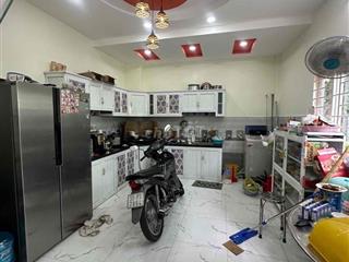 CHỦ GẤP GIẢM GIÁ – NHÀ ĐẸP, VỊ TRÍ THUẬN TIỆN, GIÁ CHỈ 4.85 TỶ!
