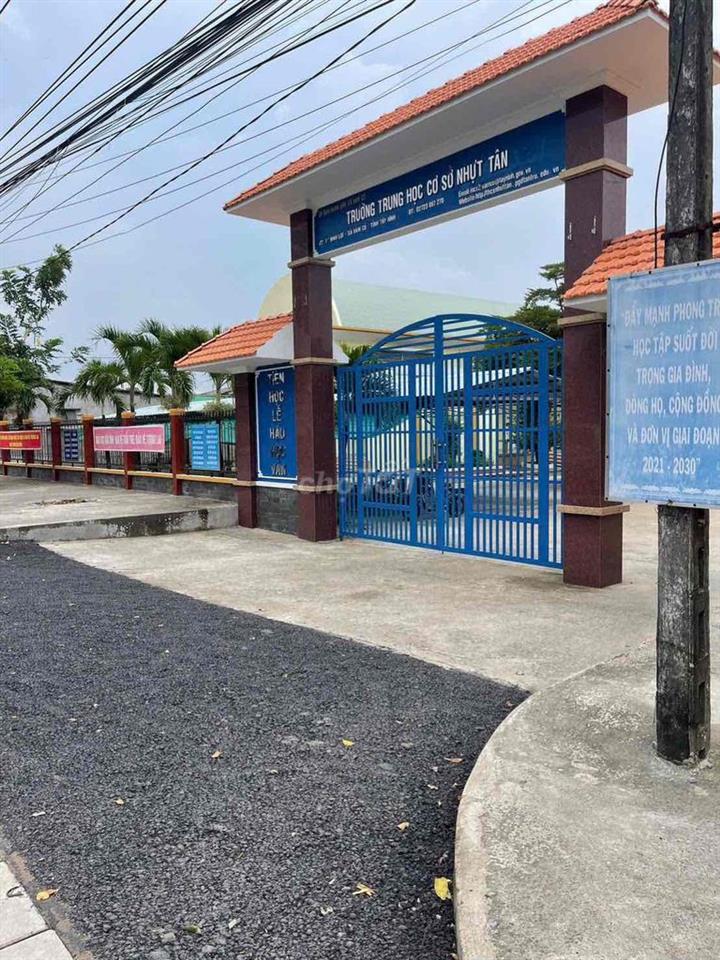 cần bán 2 lô đất giá rẻ, gần chợ, uỷ ban, công an, shr,