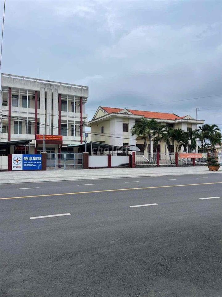 cần bán 2 lô đất giá rẻ, gần chợ, uỷ ban, công an, shr,