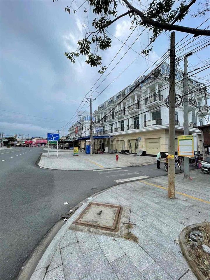 cần bán 2 lô đất giá rẻ, gần chợ, uỷ ban, công an, shr,