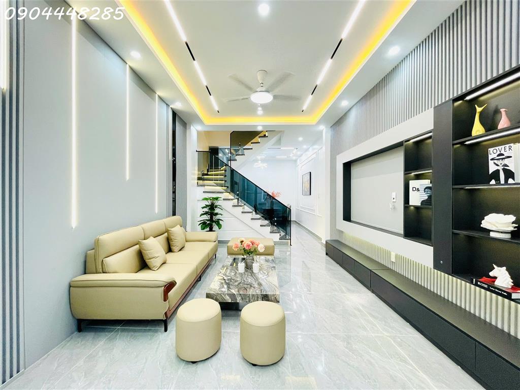Bán 2 căn 4 tầng xây mới mặt ngõ Hồ Sen
