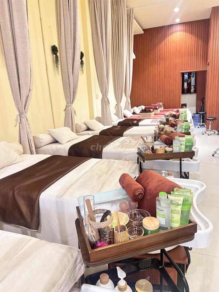 Sang Nhượng Spa Hai Út