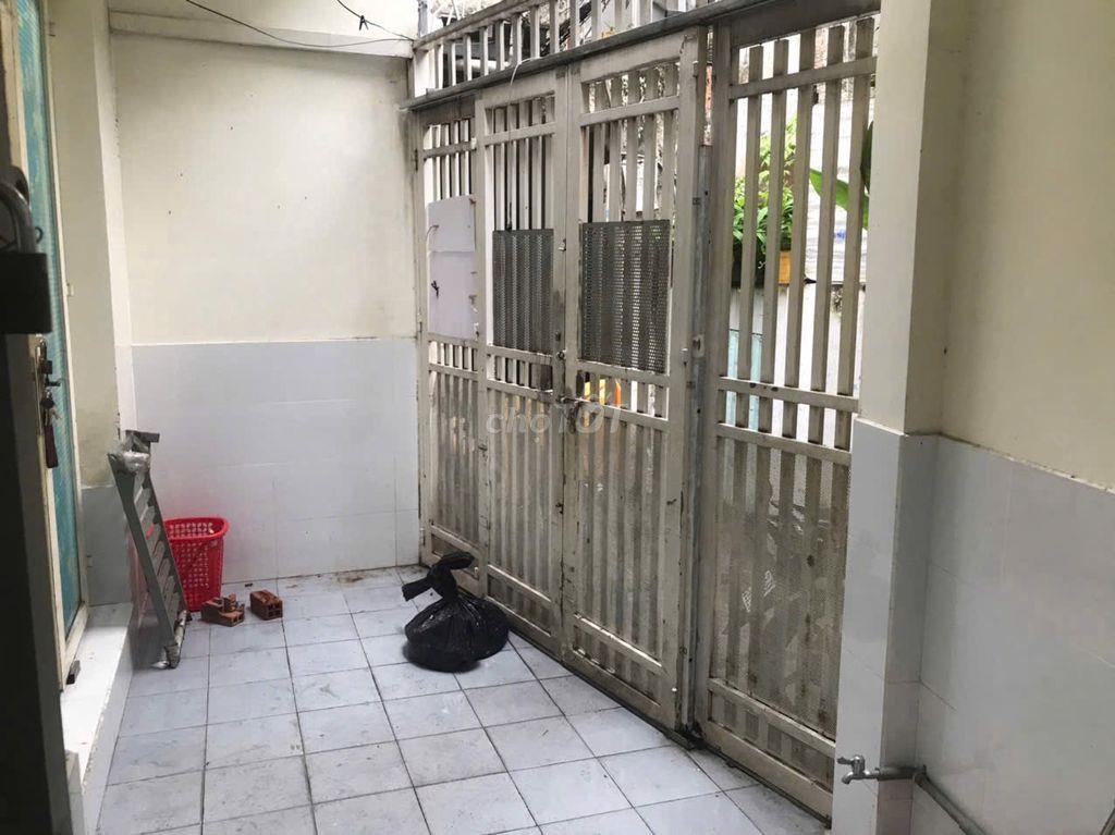 Nhà bán đường lý chính thắng quận 3
