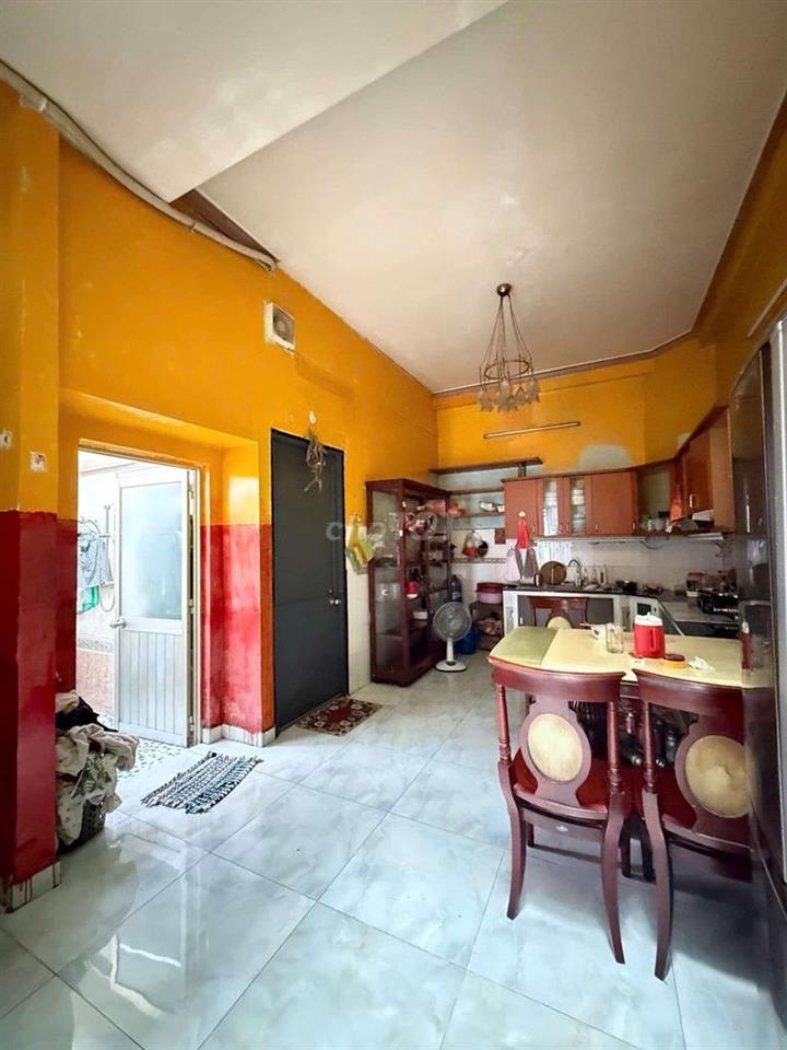 mình muốn bán nhà Lý Phục Man