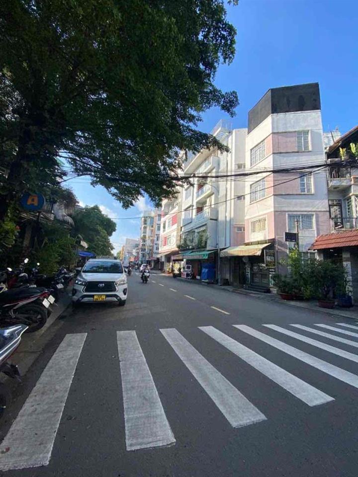 TÒA VĂN PHÒNG MỚI – GẦN SÂN BAY TÂN SƠN NHẤT