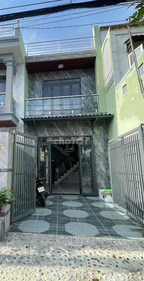 NHÀ MẶT TIỀN HẺM 8M XE TẢI TRÁNH NHAU