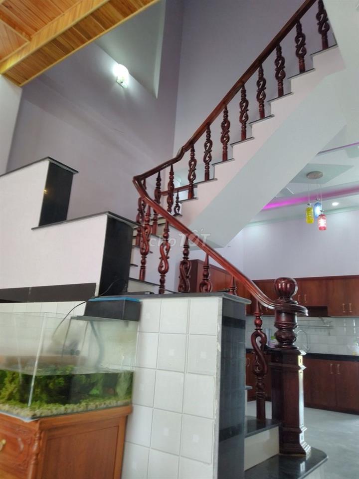 🔥 NHÀ MẶT TIỀN 2 TẦNG – 3PN – FULL NỘI THẤT – KINH DOANH + Ở