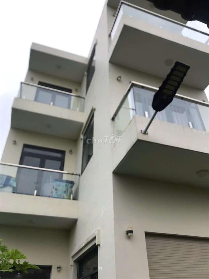 thuê nhà nguyên căn hoặc thuê phòng cao cấp