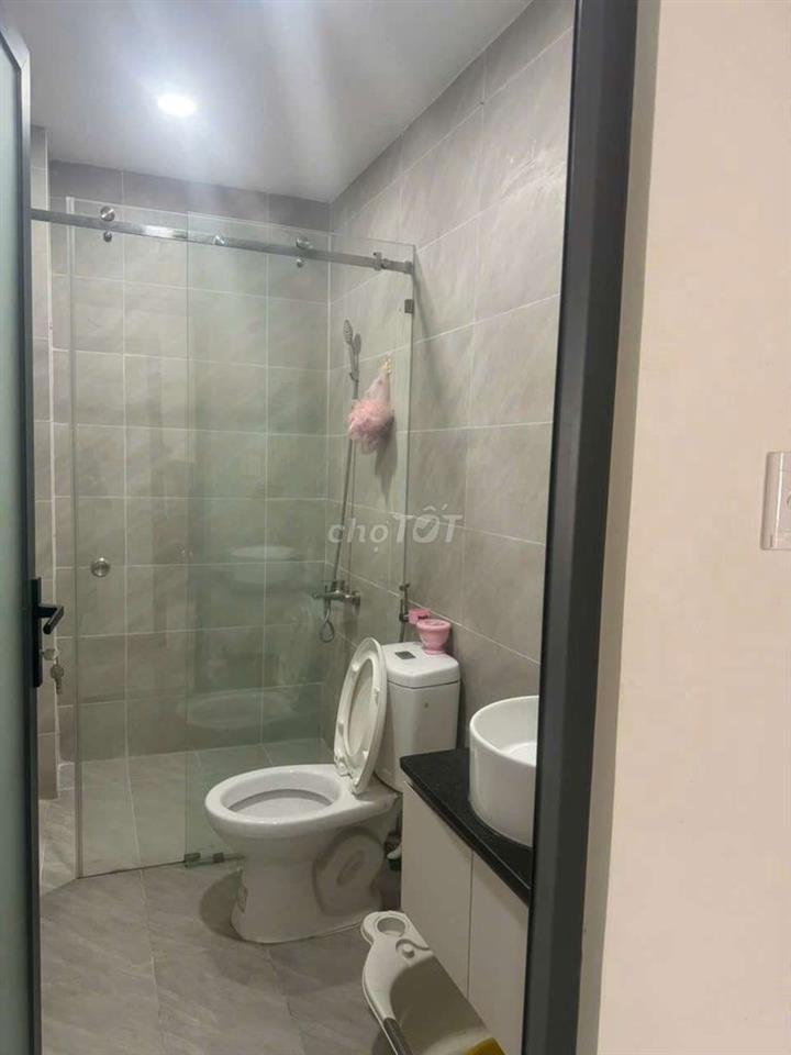 nhà hẻm oto