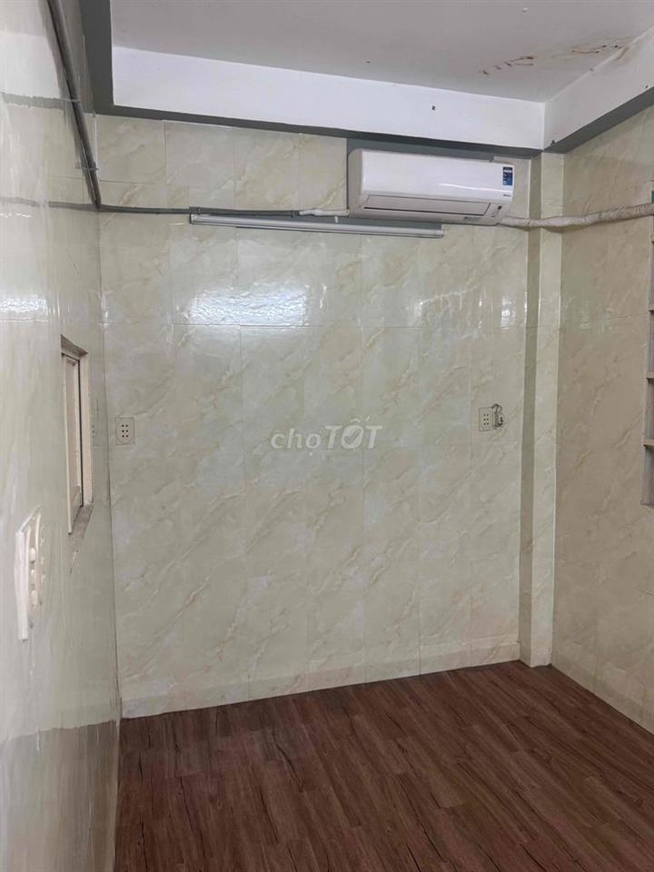 phòng cho thuê giáp quận 1