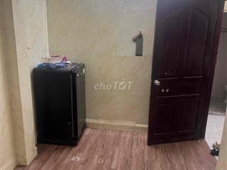 phòng cho thuê giáp quận 1
